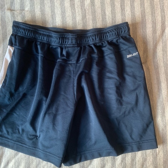 Women’s Nike soccer shorts size S - Picture 3 of 3